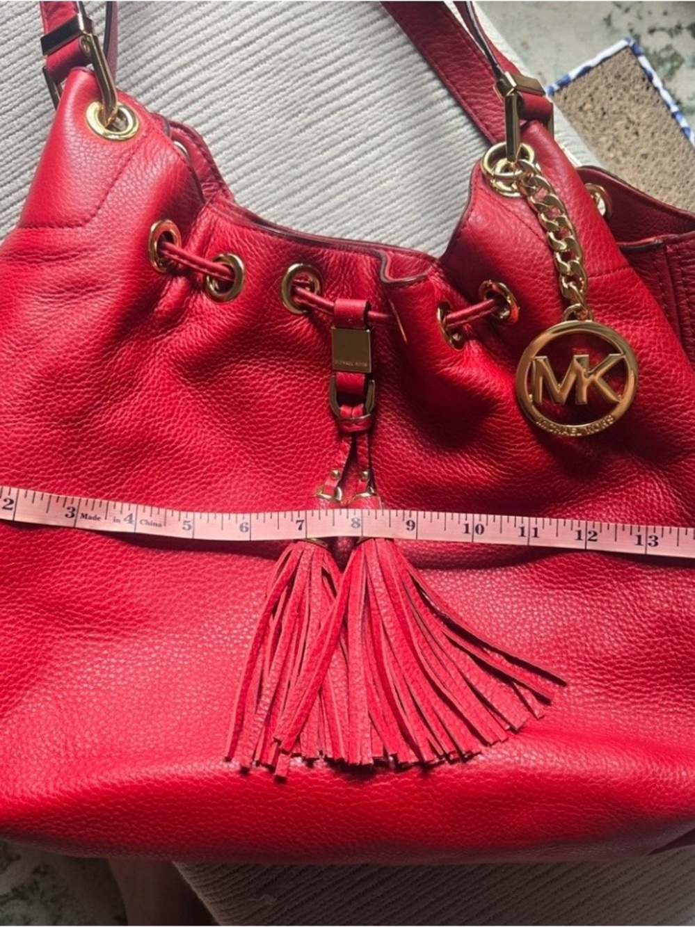 Michael Kors Red Leather Shoulder Bag with Gold Hardware like new - Picture 7 of 12